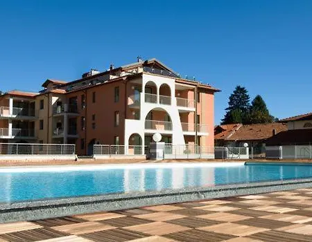 Sleeps 4 Pool Maccagno