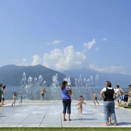 Διαμέρισμα Sleeps 4 Pool Maccagno