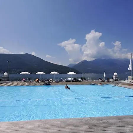 Sleeps 4 Pool Διαμέρισμα *